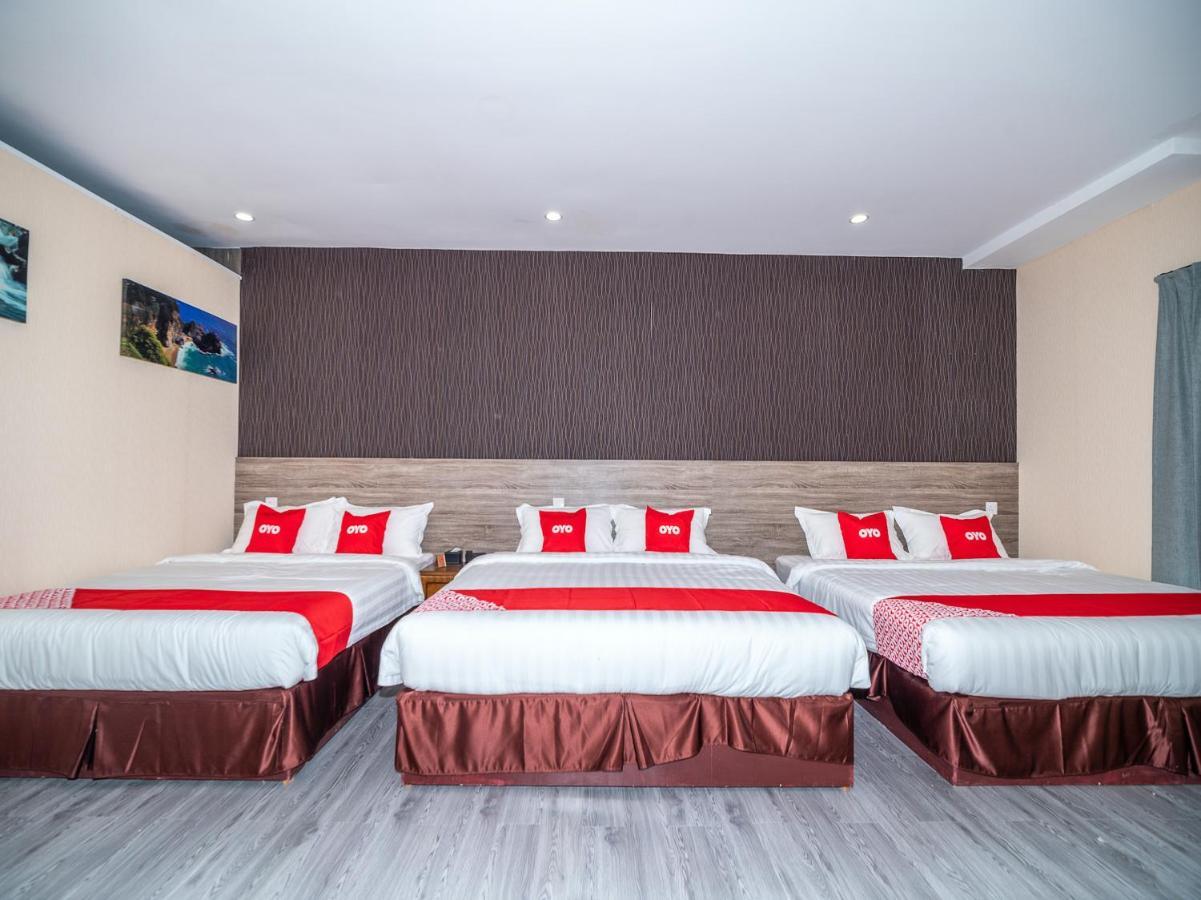 Oyo 90147 Hilltop Hotel Kota Kinabalu