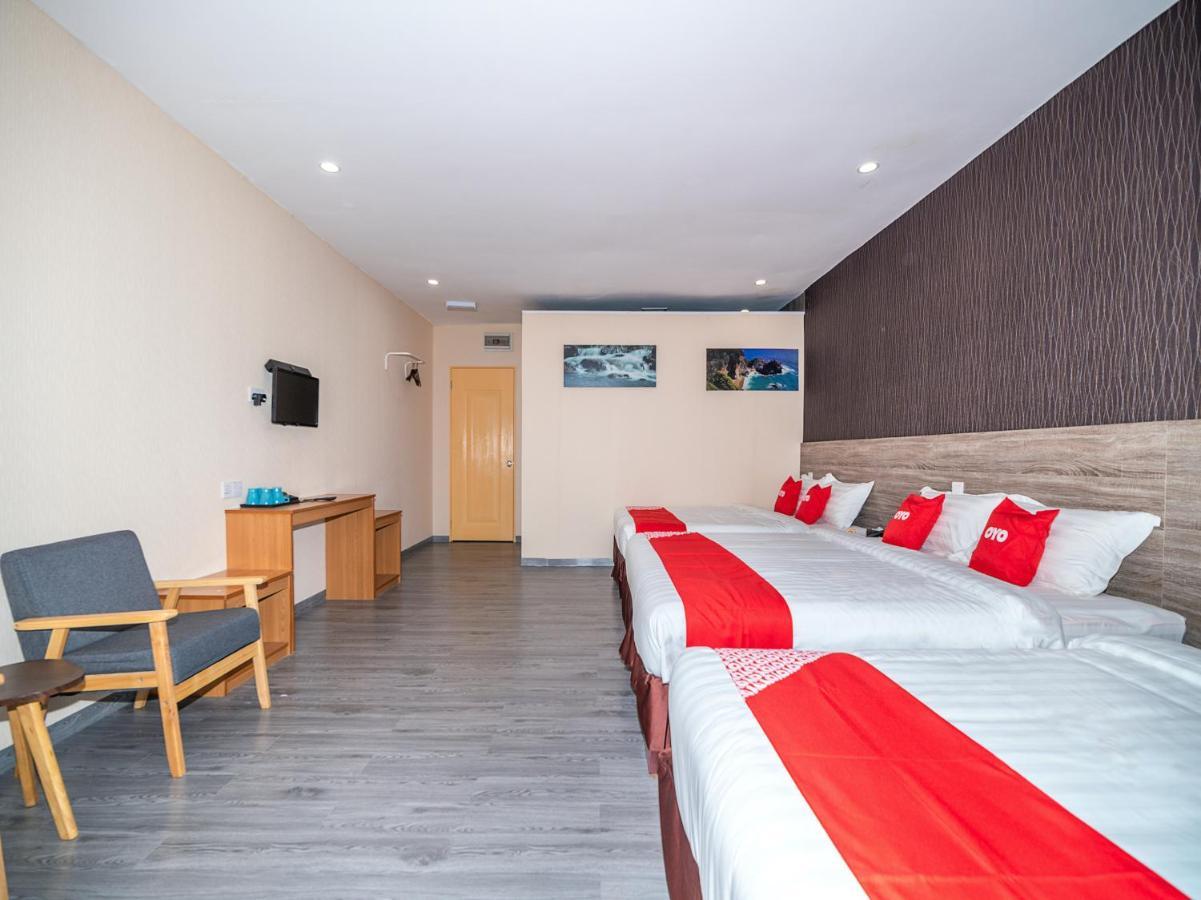 Oyo 90147 Hilltop Hotel Kota Kinabalu